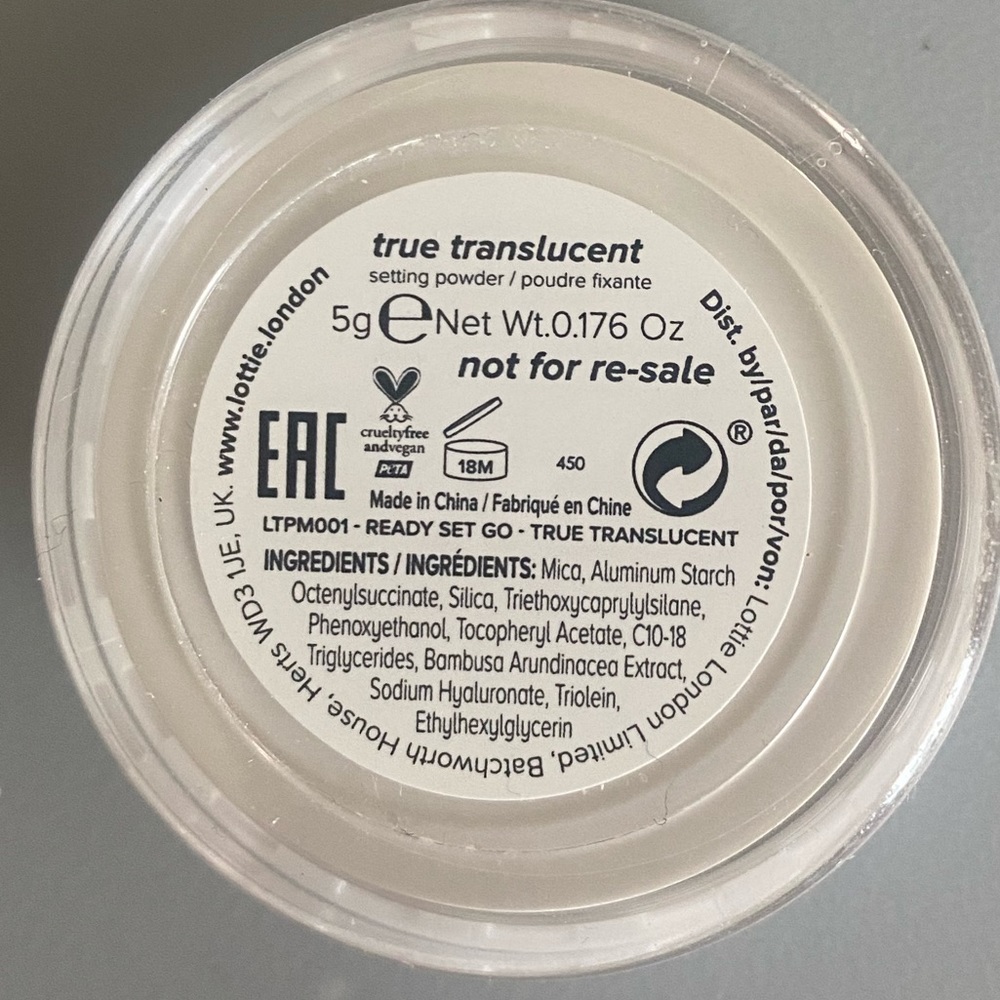 Lottie True Translucent Setting Powder - Picture 2 of 2